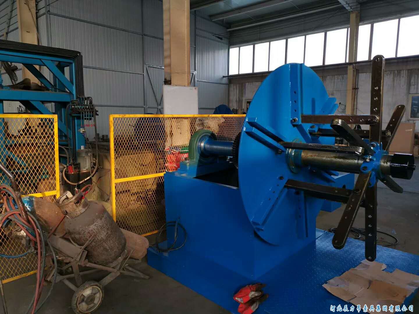 壓套機老客戶蒞臨公司參觀指導(dǎo)